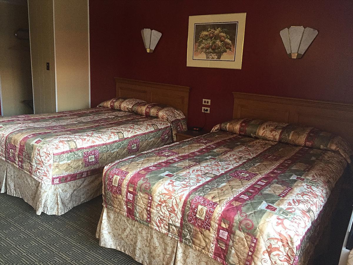 Townhouse Motel Guthrie Bagian luar foto